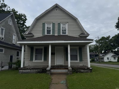 /international/us/1149-e-indiana-avenue-south-bend-in-110109036951/