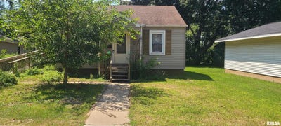 /international/us/1721-n-logan-street-chillicothe-il-110101463245/