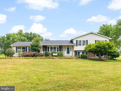 /international/us/8412-lassie-court-e-walkersville-md-110101257953/