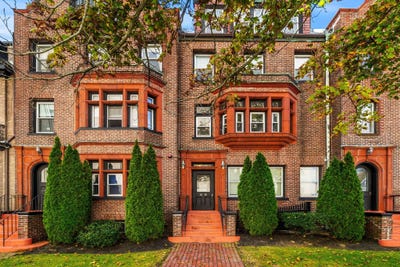 /international/us/38-elm-st-worcester-ma-110120771279/
