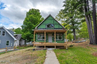 /international/us/81-mcgillis-avenue-lake-george-ny-110106555460/