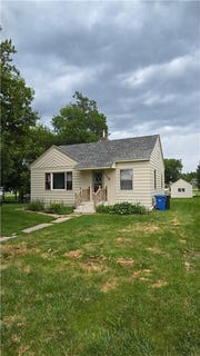 /international/us/118-alaska-avenue-hoffman-mn-110100801718/