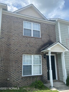 /international/us/307-bridgewood-drive-jacksonville-nc-110107806628/