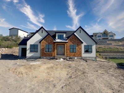 /international/us/582-e-1250-s-payson-ut-110106431960/