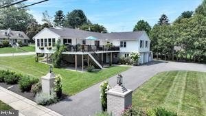 /international/us/402-spring-drive-millersville-pa-110101295527/