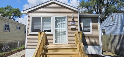 /international/us/1756-arthur-street-gary-in-110100749317/
