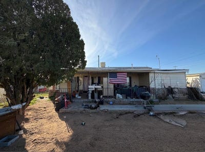 /international/us/12959-n-boron-avenue-boron-ca-110105925995/