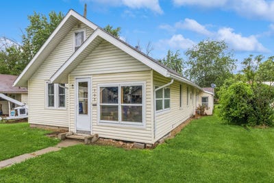 /international/us/105-north-street-guthrie-center-ia-110100454911/