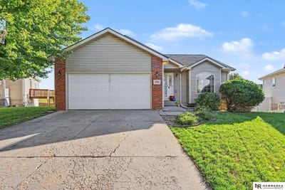 /international/us/7436-n-17th-court-lincoln-ne-110120409698/