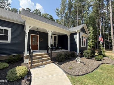 /international/us/567-dabney-woods-lane-henderson-nc-110110012831/
