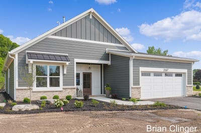 /international/us/2347-ada-valley-drive-grand-rapids-mi-110099988508/