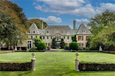 /international/us/601-bellevue-avenue-newport-ri-110107712289/