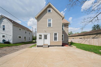/international/us/351-w-william-street-delaware-oh-110107660072/
