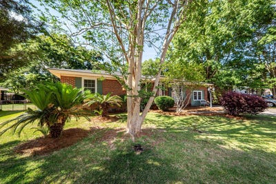 /international/us/210-farm-road-goose-creek-sc-110108254390/
