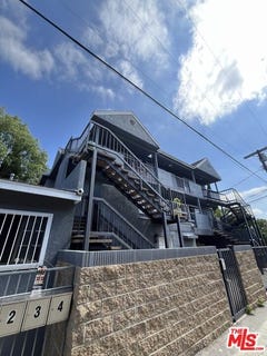 /international/us/4418-colfax-ave-north-hollywood-ca-110108750378/
