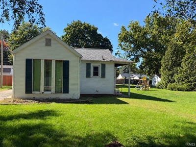 /international/us/815-s-15th-street-goshen-in-110120122145/