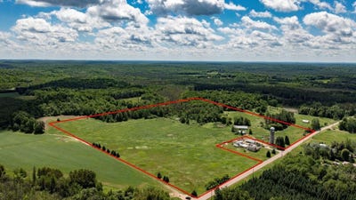 /international/us/hillview-road-antigo-wi-110108846374/