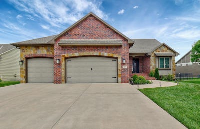 /international/us/4820-n-indian-oak-st-bel-aire-ks-110099792330/