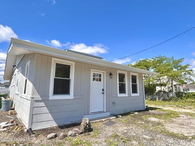 /international/us/408-forepeak-avenue-beachwood-nj-110108125648/
