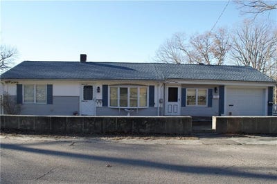 /international/us/78-edgewater-drive-blackstone-ma-110108019401/