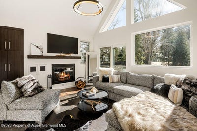 /international/us/222-w-hopkins-avenue-aspen-co-110088241004/