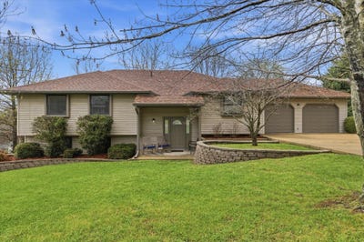 /international/us/1013-sassafras-willow-springs-mo-110108889286/