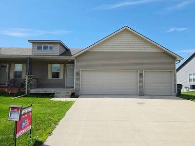 /international/us/220-southern-prairie-drive-madrid-ia-110105834057/