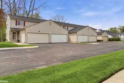 /international/us/1288-jay-street-waterford-mi-110108443280/