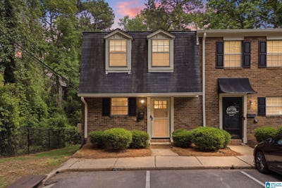 /international/us/831-vestavia-villa-court-vestavia-hills-al-110108097349/
