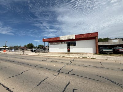 /international/us/881-pine-street-abilene-tx-110107896426/