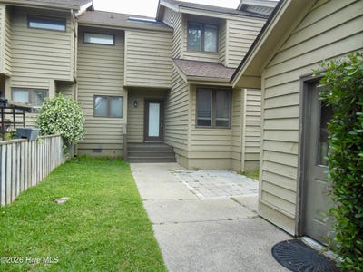 /international/us/313-sandpiper-lane-hampstead-nc-110106961604/