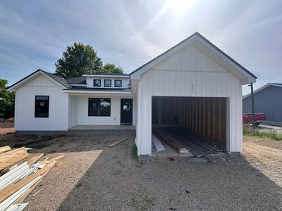 /international/us/6609-fascination-way-hillsboro-oh-110098404714/