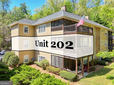 /international/us/146-gleneagle-court-clayton-ga-110107343329/