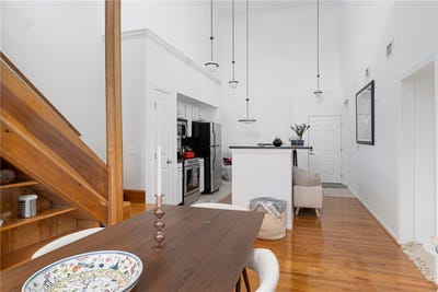 /international/us/1000-providence-place-444-providence-ri-110107780551/