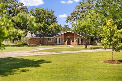 /international/us/7808-ileson-road-aubrey-tx-110107890426/