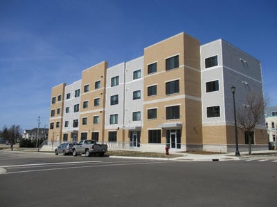 /international/us/200-w-loomis-street-ludington-mi-110090953077/