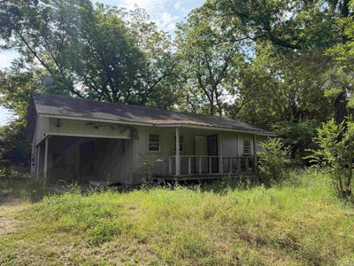/international/us/611-westview-drive-forrest-city-ar-110108171772/