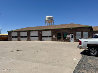 /international/us/2421-navajo-boulevard-holbrook-az-110099084775/