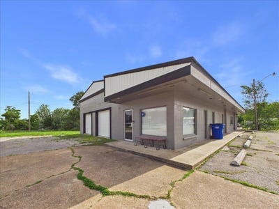 /international/us/114-s-dallas-street-urbana-mo-110108794725/