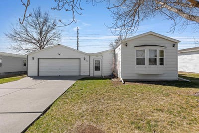 /international/us/713-sharlow-dr-rapid-city-sd-110107244227/