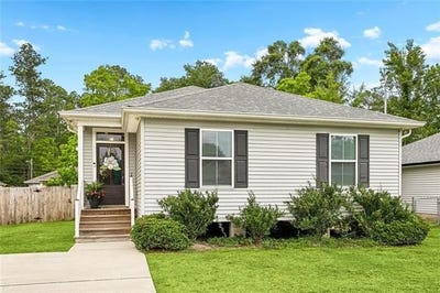 /international/us/1511-jasmine-street-mandeville-la-110107960758/