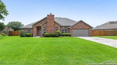 /international/us/180-castlewood-dr-seguin-tx-110100920059/