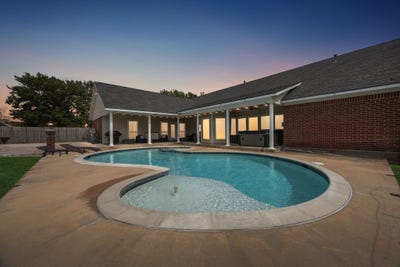 /international/us/107-n-westlake-drive-leonard-tx-110120090672/