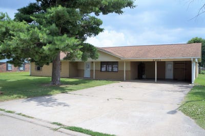 /international/us/2201-chris-avenue-kennett-mo-110101074251/?lang=id
