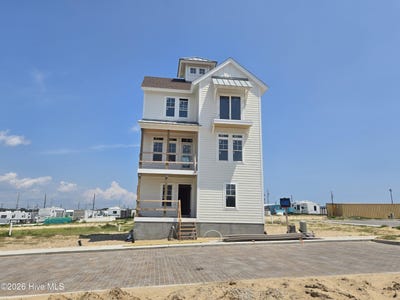 /international/us/137-ocean-promenade-indian-beach-nc-110107380124/