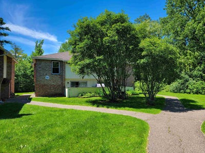 /international/us/195-ledgewood-circle-burlington-vt-110109207310/
