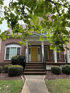 /international/us/300-walt-whitman-avenue-newport-news-va-110104016437/