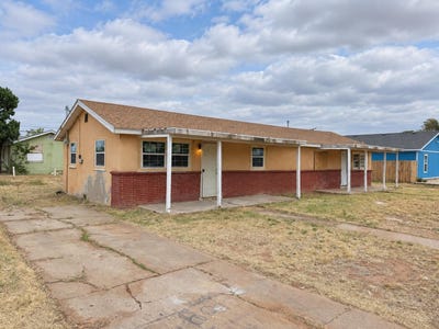 /international/us/2918-duke-street-lubbock-tx-110110298312/