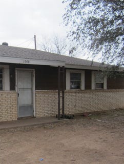 /international/us/1008-ne-2nd-knox-city-tx-110088480760/
