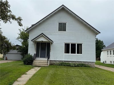 /international/us/18881-dewey-street-whitehall-wi-110100986199/